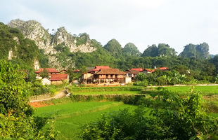 A ride from Hanoi to the Green Heaven